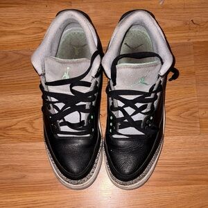 Air Jordan 3 Retro “Green Glow”
